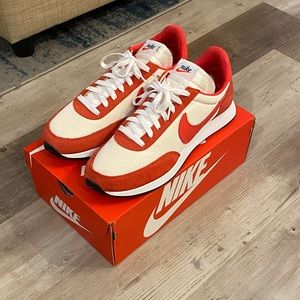 NIKE AIR TAILWIND 79
